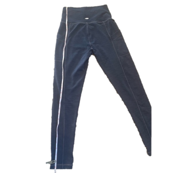 Prana Yoga Pants - Picture 4 of 6